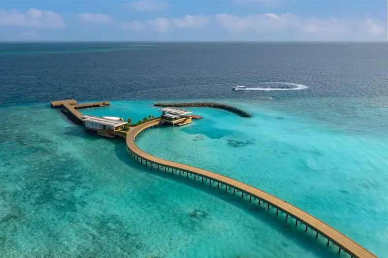 Alila Kothaifaru Maldives — aerial view (photo 2 of 8)