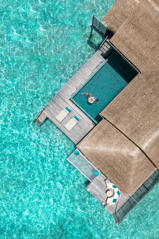 Anantara Kihavah Villas — overwater villas (photo 2 of 8)