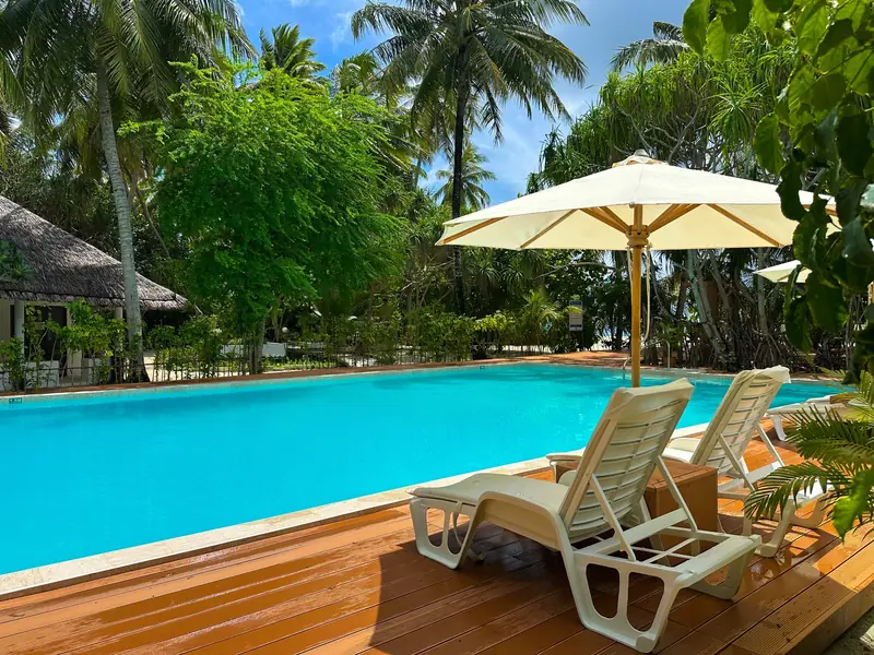 Angaga Island Resort and Spa — pool (photo 5 of 8)