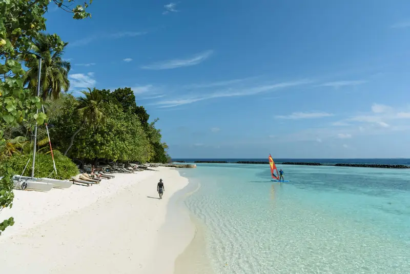 Bandos Maldives — beach (photo 2 of 8)