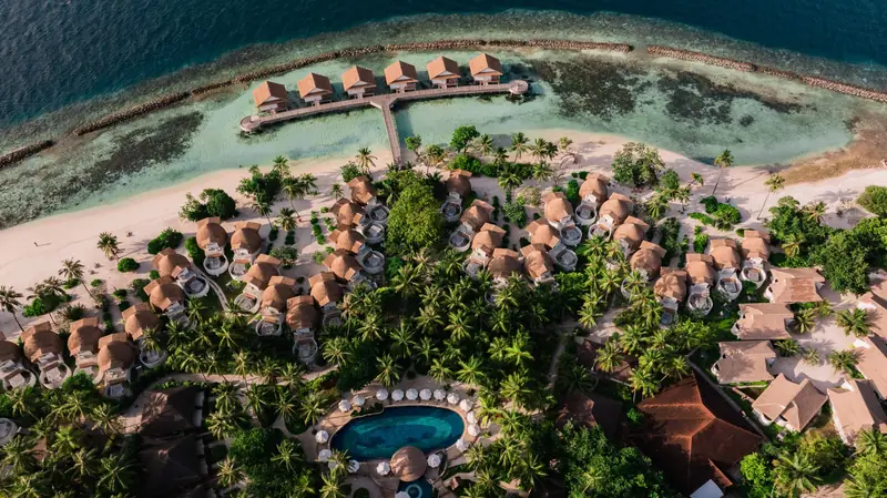 Bandos Maldives — aerial view (photo 7 of 8)