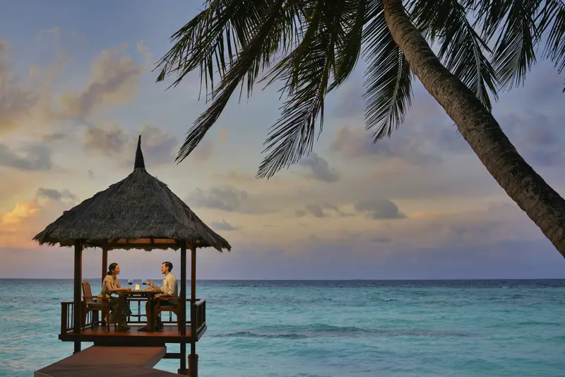 Banyan Tree Vabbinfaru — sunset (photo 5 of 8)