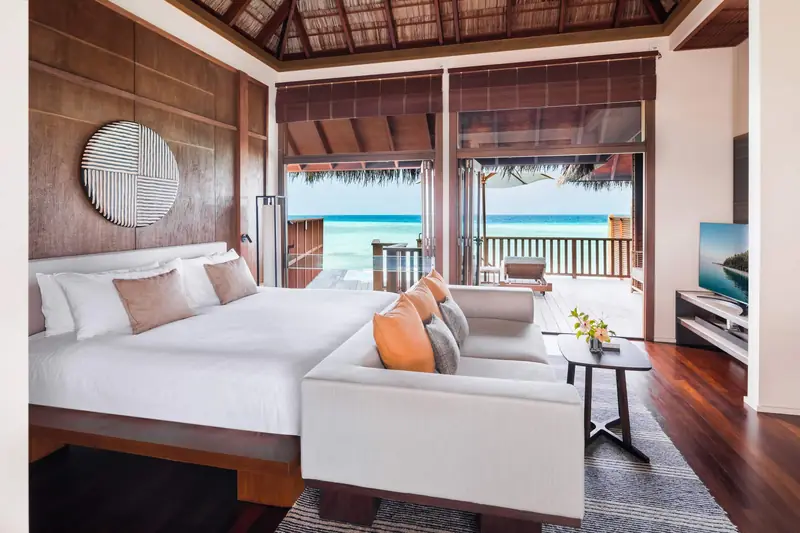 Conrad Maldives Rangali Island — villa interior (photo 4 of 8)