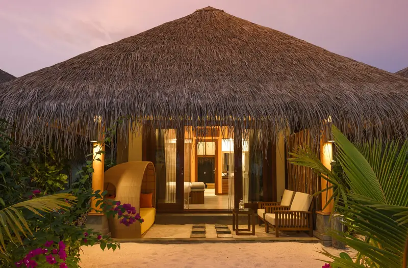 Dhigufaru Island Resort — villa (photo 3 of 8)