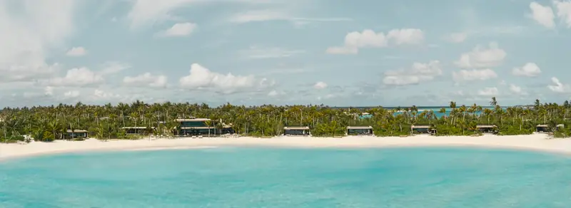 Patina Maldives, Fari Islands — beach (photo 1 of 8)