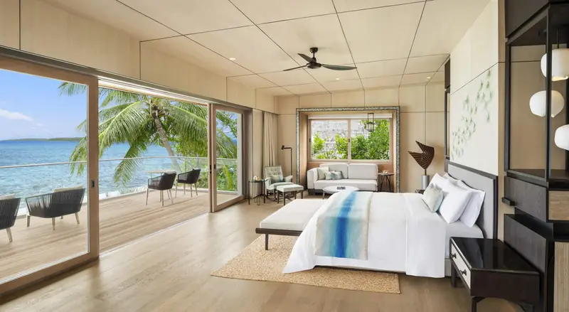 The St. Regis Vommuli Resort, Maldives — villa interior (photo 3 of 8)