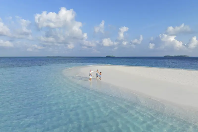 The St. Regis Vommuli Resort, Maldives — beach (photo 7 of 8)