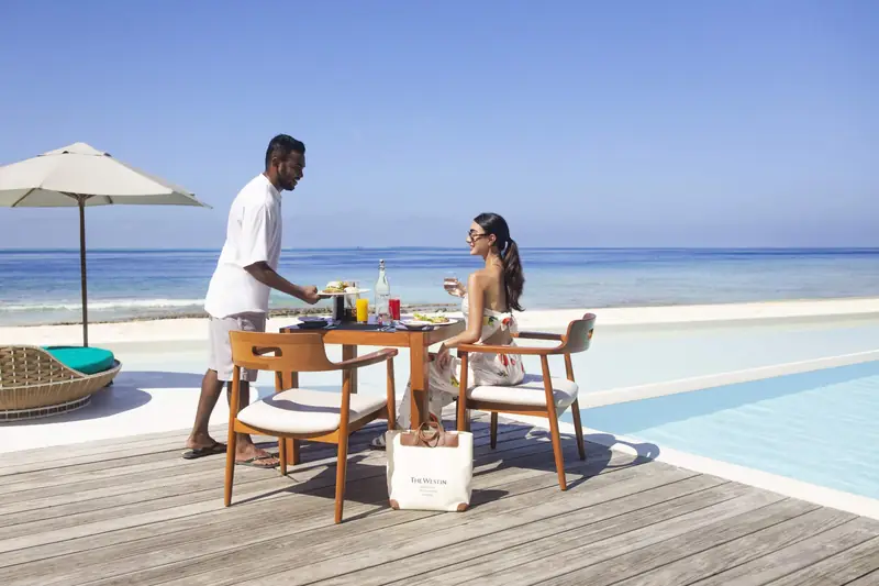 The Westin Maldives Miriandhoo Resort — dining (photo 4 of 8)