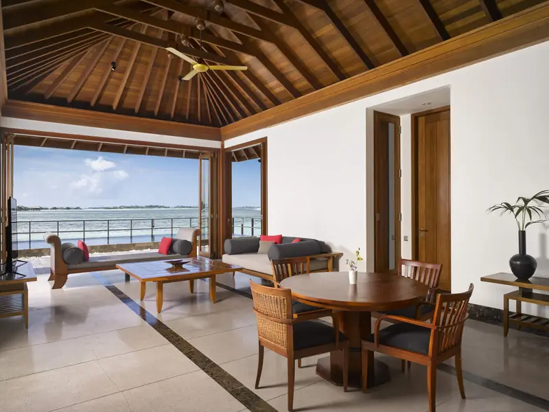 Villa Nautica, Paradise Island — villa interior (photo 3 of 8)