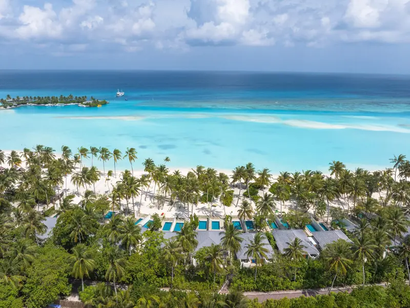 Villa Park, Sun island — aerial view (photo 6 of 7)