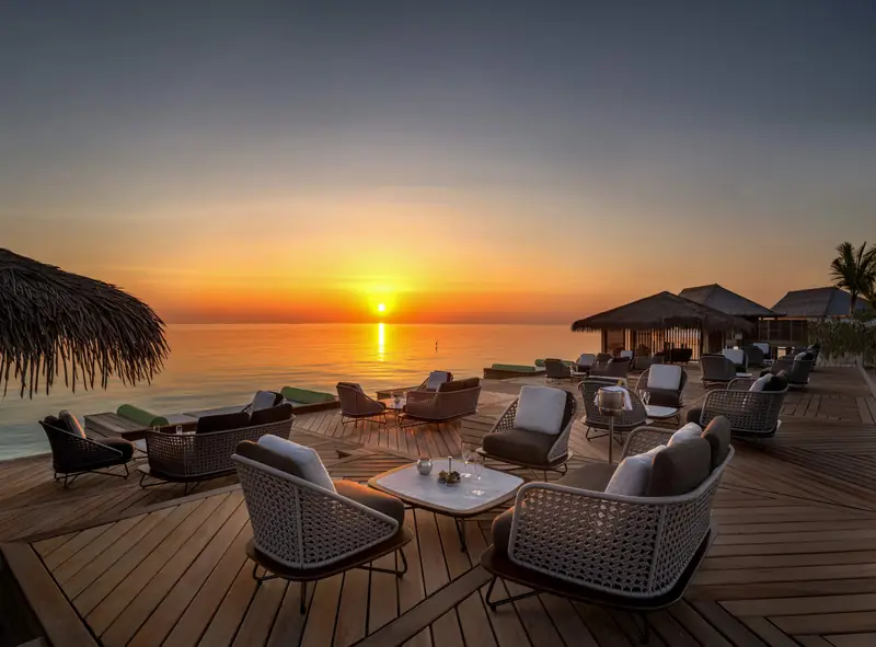 Waldorf Astoria Maldives Ithaafushi — dining (photo 5 of 8)