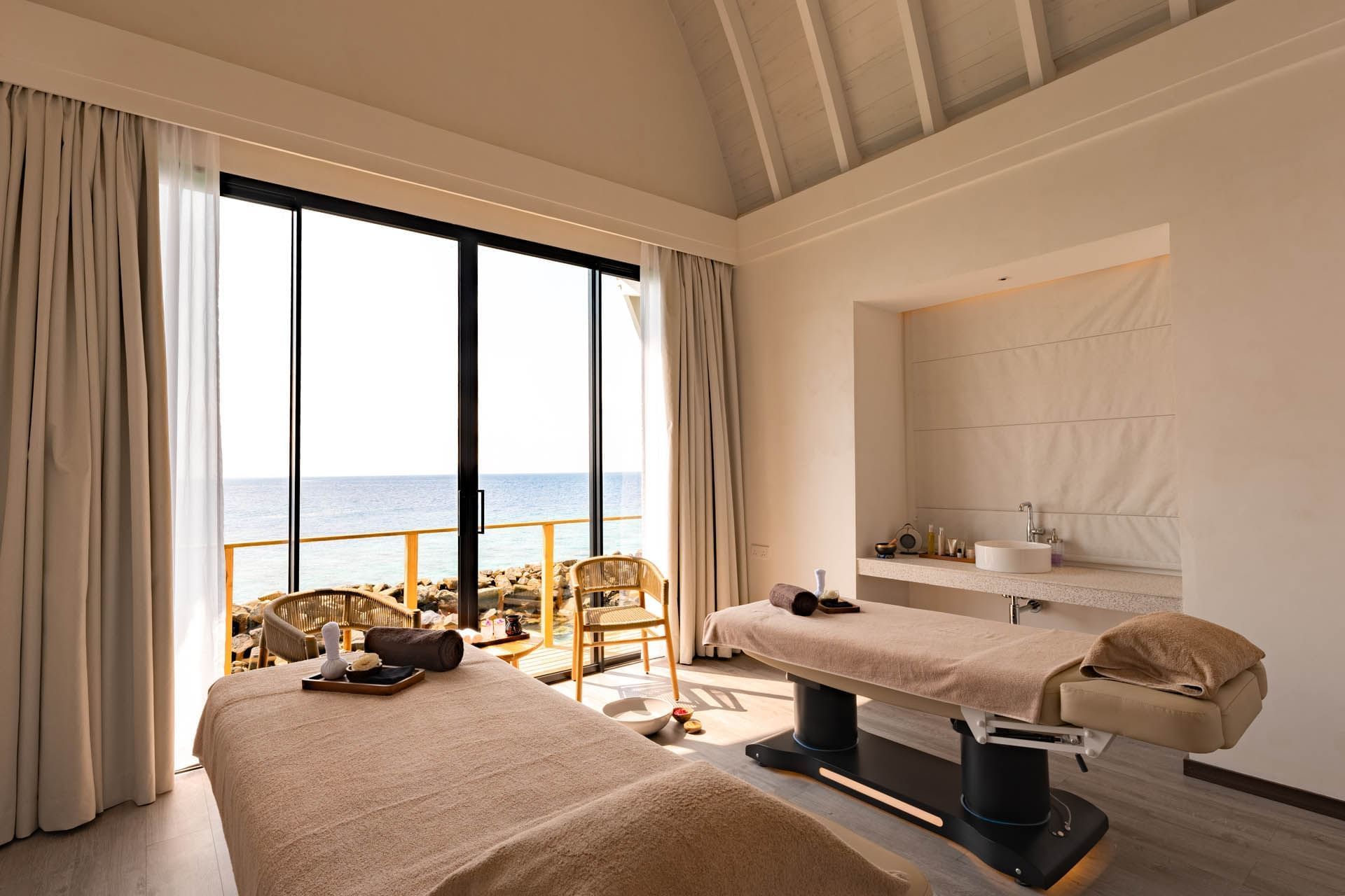 Ananea Madivaru — official resort photo