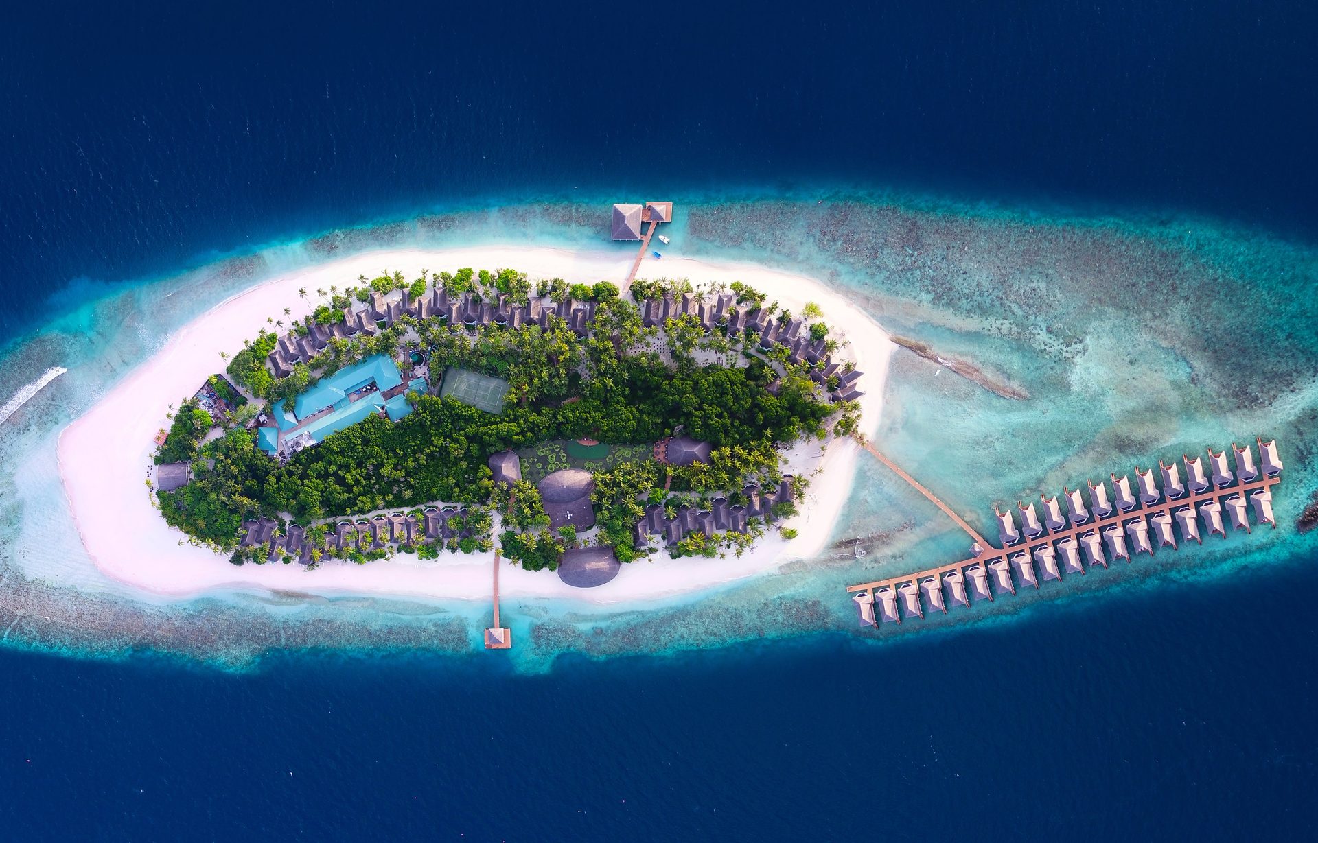 Dreamland - The Unique Sea & Lake Resort/Spa — official resort photo